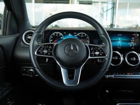 Certified 2023 Mercedes-Benz GLA 250 image 16