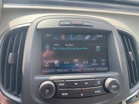 Used 2016 Buick LaCrosse Leather w/ Experience Buick Package FWD image 11