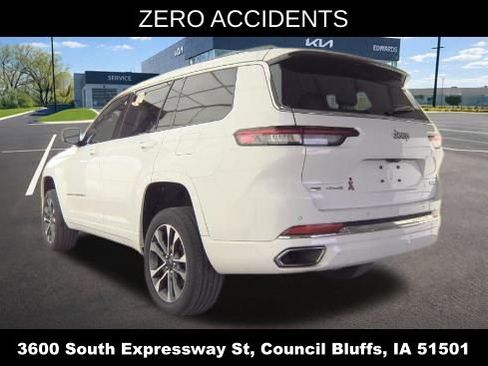 Used 2023 Jeep Grand Cherokee L Overland AWD/4WD image 6