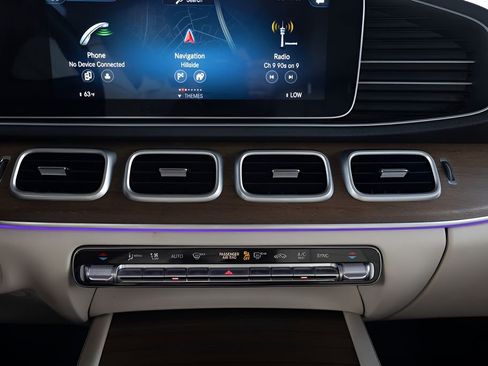 Used 2022 Mercedes-Benz GLE 350 4MATIC image 25