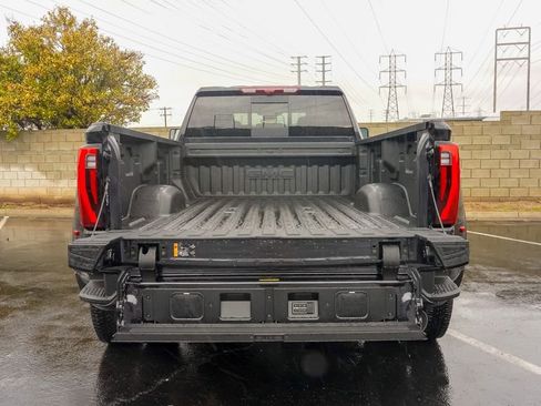 New 2026 GMC Sierra 3500 Denali Ultimate image 11
