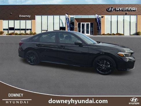 Used 2025 Honda Civic Sport image 6