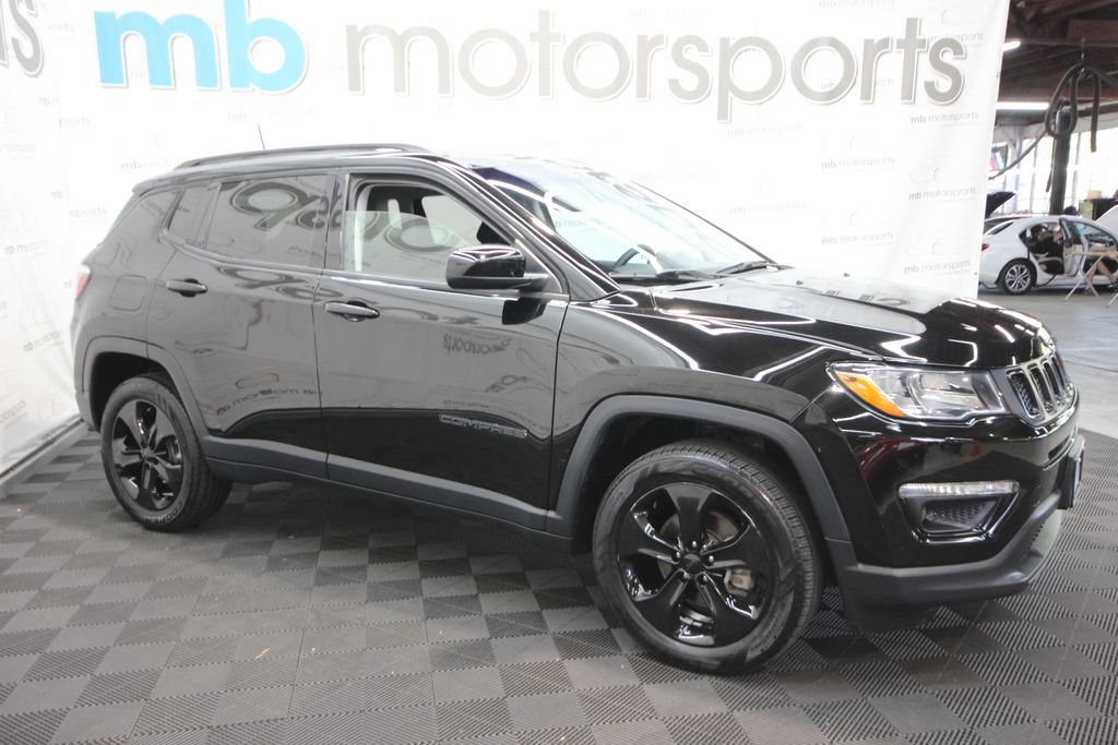 Used 2020 Jeep Compass Latitude AWD/4WD image 9