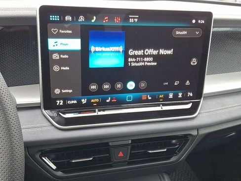 New 2026 Volkswagen Tiguan SE R-Line image 9