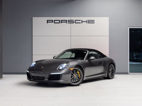 Certified 2018 Porsche 911 Carrera 4S AWD/4WD image 1