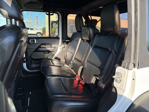 Used 2018 Jeep Wrangler Unlimited Rubicon image 25