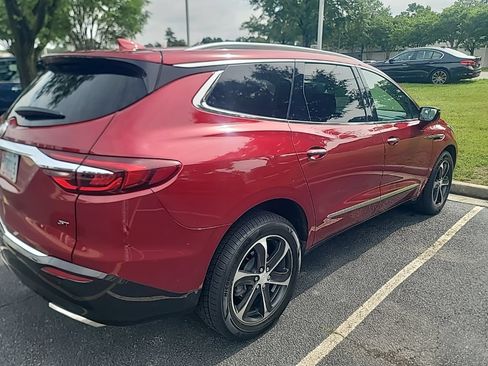 Used 2021 Buick Enclave Essence w/ Sport Touring Edition FWD image 11