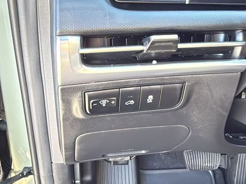 Used 2025 Hyundai Santa Cruz SE image 26