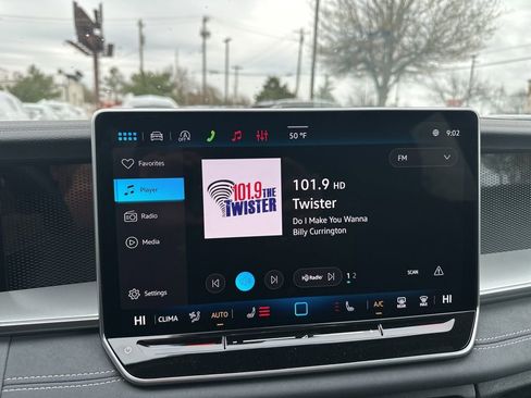 New 2026 Volkswagen Tiguan SE R-Line FWD image 14