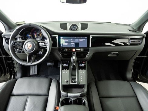 New 2026 Porsche Macan AWD/4WD image 19