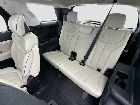 Used 2023 Hyundai Palisade Calligraphy FWD image 22