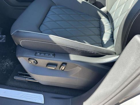 New 2026 Volkswagen Atlas Cross Sport SEL Premium R-Line AWD/4WD image 17