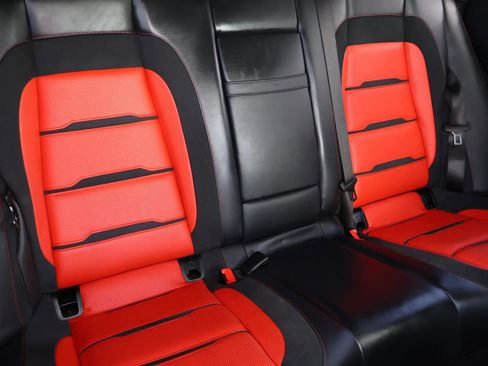 Used 2024 Mercedes-Benz GLE 53 AMG 4MATIC Coupe w/ Driver Assistance Package image 19