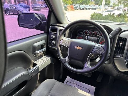 Used 2019 Chevrolet Silverado 1500 LT AWD/4WD image 19