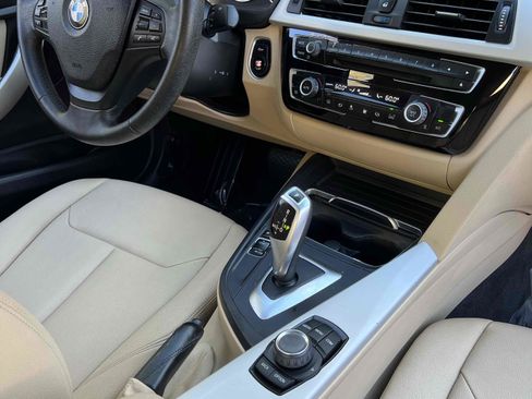 Used 2018 BMW 320i Sedan image 28