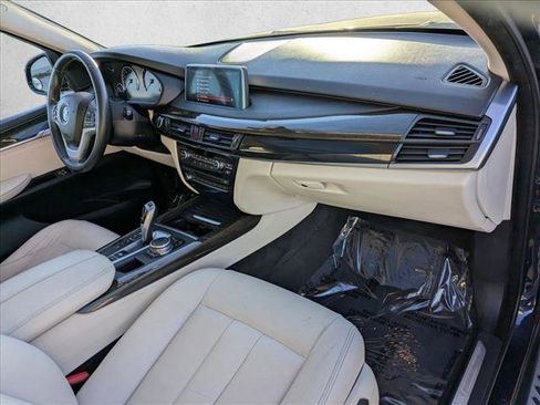 Used 2015 BMW X5 xDrive35d image 22