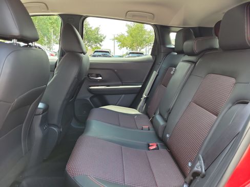 Certified 2026 Nissan Kicks SR w/ Cold Weather Package AWD/4WD image 18