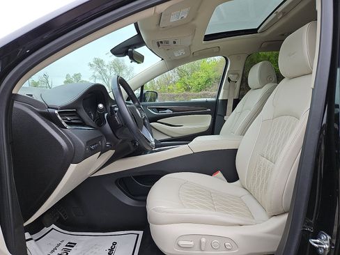 Certified 2023 Buick Enclave Avenir w/ Avenir Technology Package AWD/4WD image 13