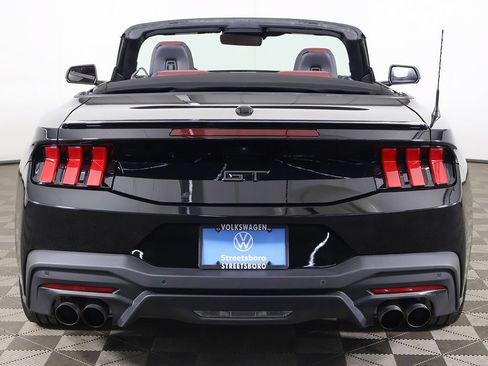 Used 2025 Ford Mustang GT Premium RWD image 14