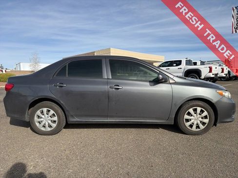 Used 2009 Toyota Corolla LE image 2