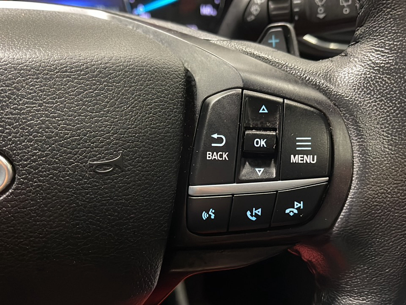 Used 2020 Ford Explorer XLT w/ Equipment Group 202A RWD image 7