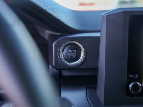 Used 2025 Toyota 4Runner SR5 image 22