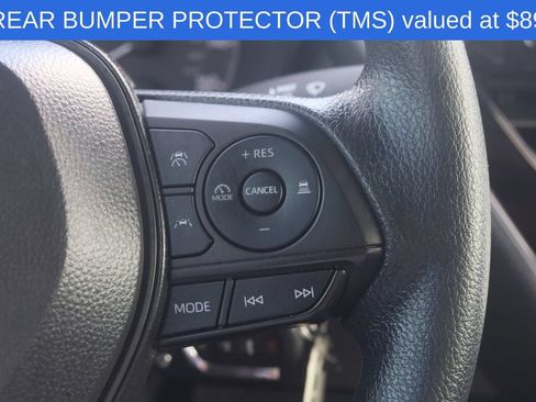 Used 2025 Toyota Corolla LE FWD image 7