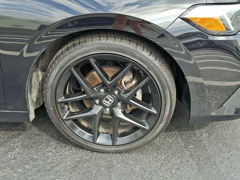 Used 2023 Honda Civic Sport image 11