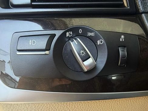 Used 2015 BMW 528i Sedan RWD image 39