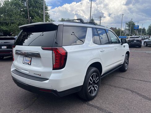 Used 2021 GMC Yukon AT4 w/ AT4 Premium Plus Package AWD/4WD image 8