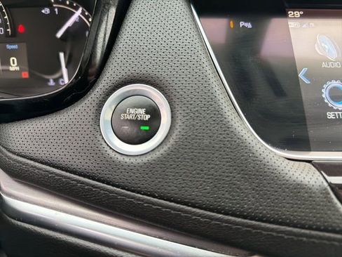 Used 2018 Cadillac XT5 Luxury w/ LPO, Sport Package image 27