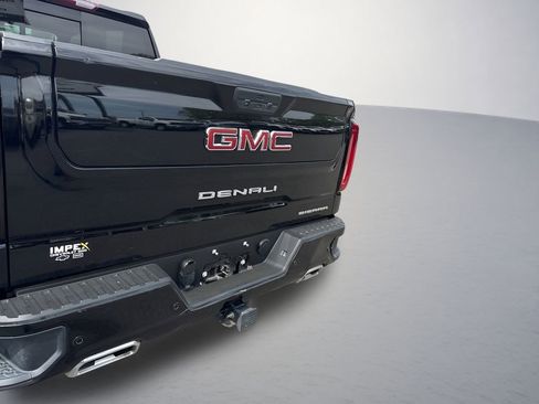 Used 2022 GMC Sierra 1500 Denali w/ Denali Premium Package AWD/4WD image 38
