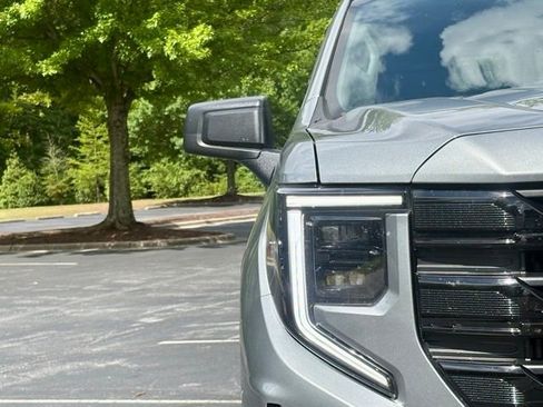 Used 2024 GMC Sierra 1500 Elevation w/ Max Trailering Package AWD/4WD image 13