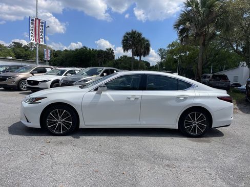 Used 2023 Lexus ES 350 w/ Premium Package FWD image 5