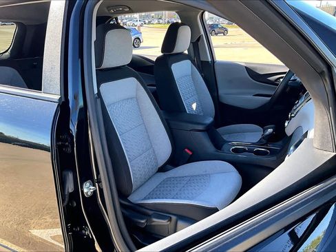 Used 2024 Chevrolet Equinox LS w/ LS Convenience Package FWD image 9