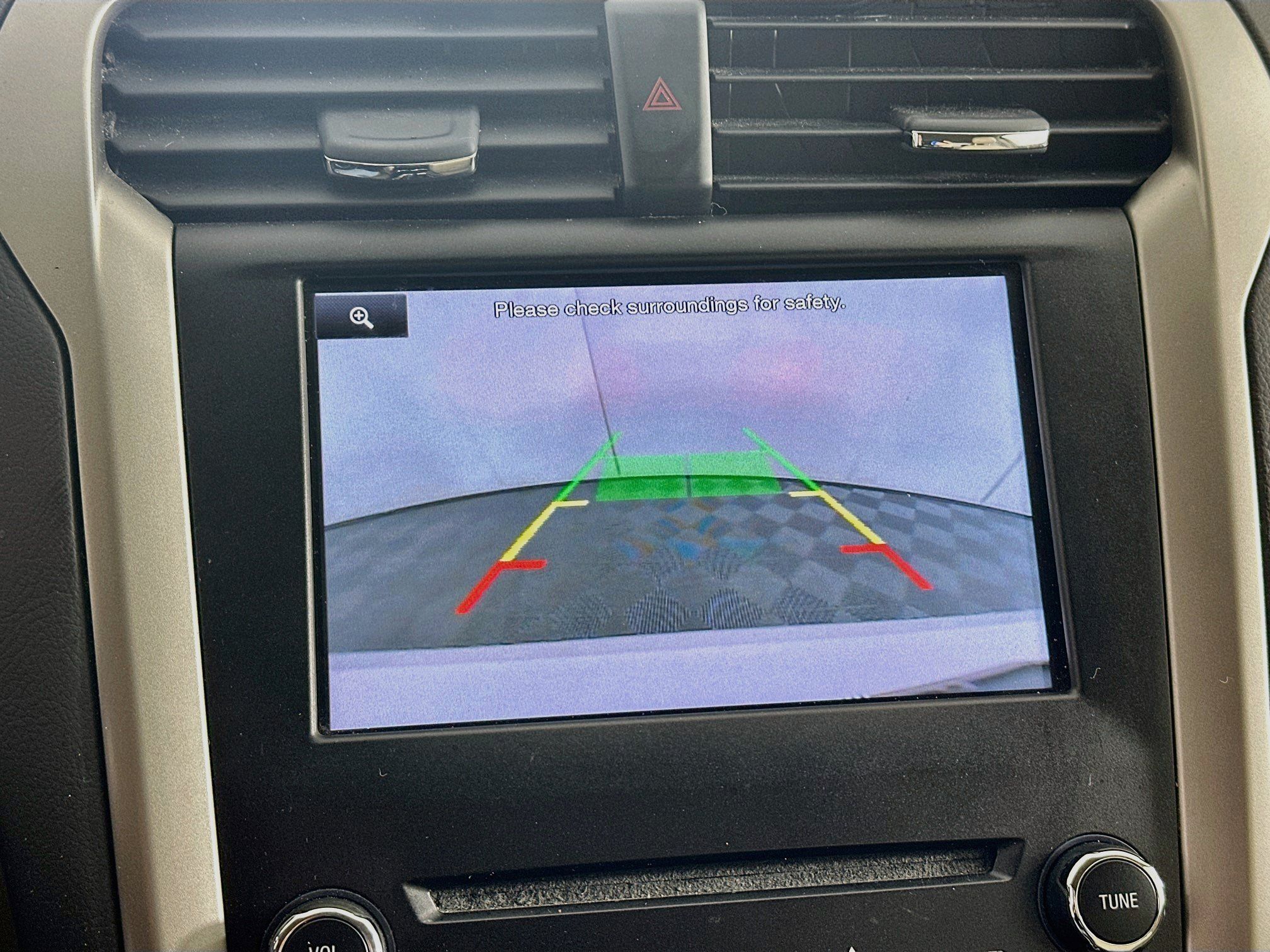 Used 2014 Ford Fusion SE w/ Equipment Group 502A FWD image 22
