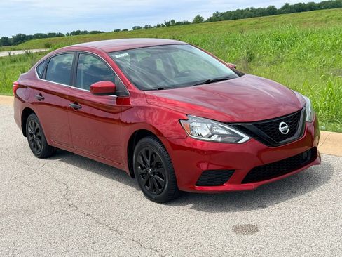 Used 2019 Nissan Sentra SV FWD image 30
