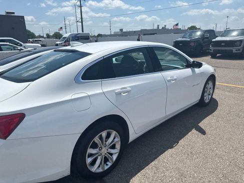 Used 2023 Chevrolet Malibu LT FWD image 13