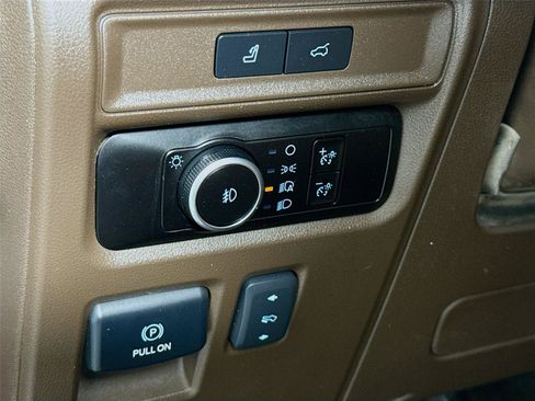 Used 2023 Ford Expedition King Ranch RWD image 7