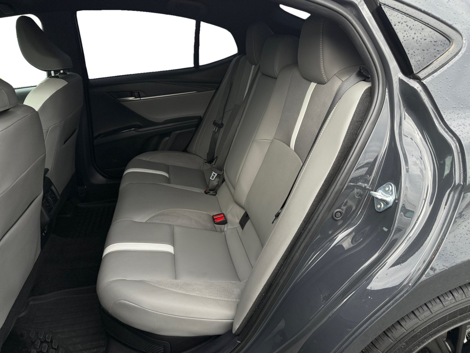 Used 2025 Toyota Camry SE FWD image 16