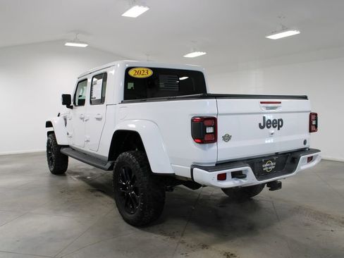 Used 2023 Jeep Gladiator Overland image 7