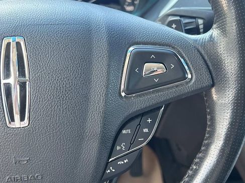 Used 2013 Lincoln MKZ FWD image 65