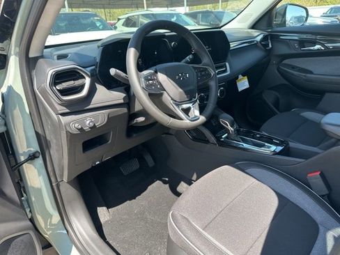New 2026 Chevrolet TrailBlazer LT w/ Convenience Package FWD image 14