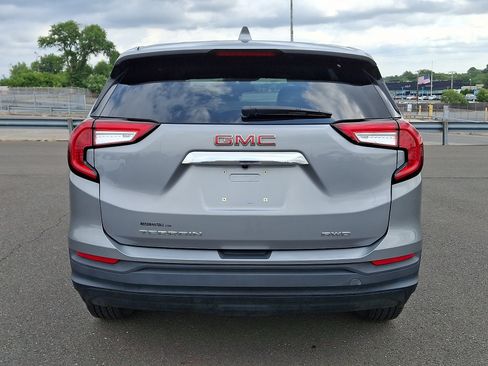 Used 2023 GMC Terrain SLE AWD/4WD image 5