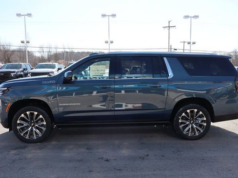 New 2026 Chevrolet Suburban High Country image 31