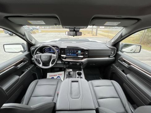 Used 2022 Chevrolet Silverado 1500 LT Trail Boss w/ LT Trail Boss Premium Package image 20