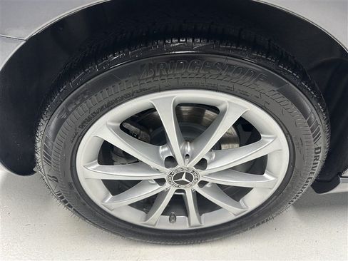 Used 2022 Mercedes-Benz A 220 4MATIC image 13