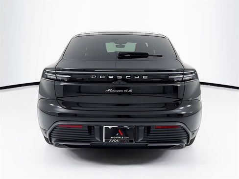 New 2025 Porsche Macan 4S Electric image 10