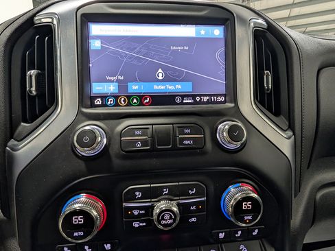 Used 2020 GMC Sierra 1500 SLT w/ SLT Premium Plus Package AWD/4WD image 27