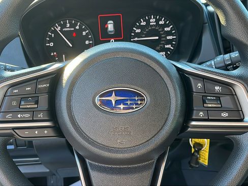 Certified 2025 Subaru Impreza 2.0i image 12